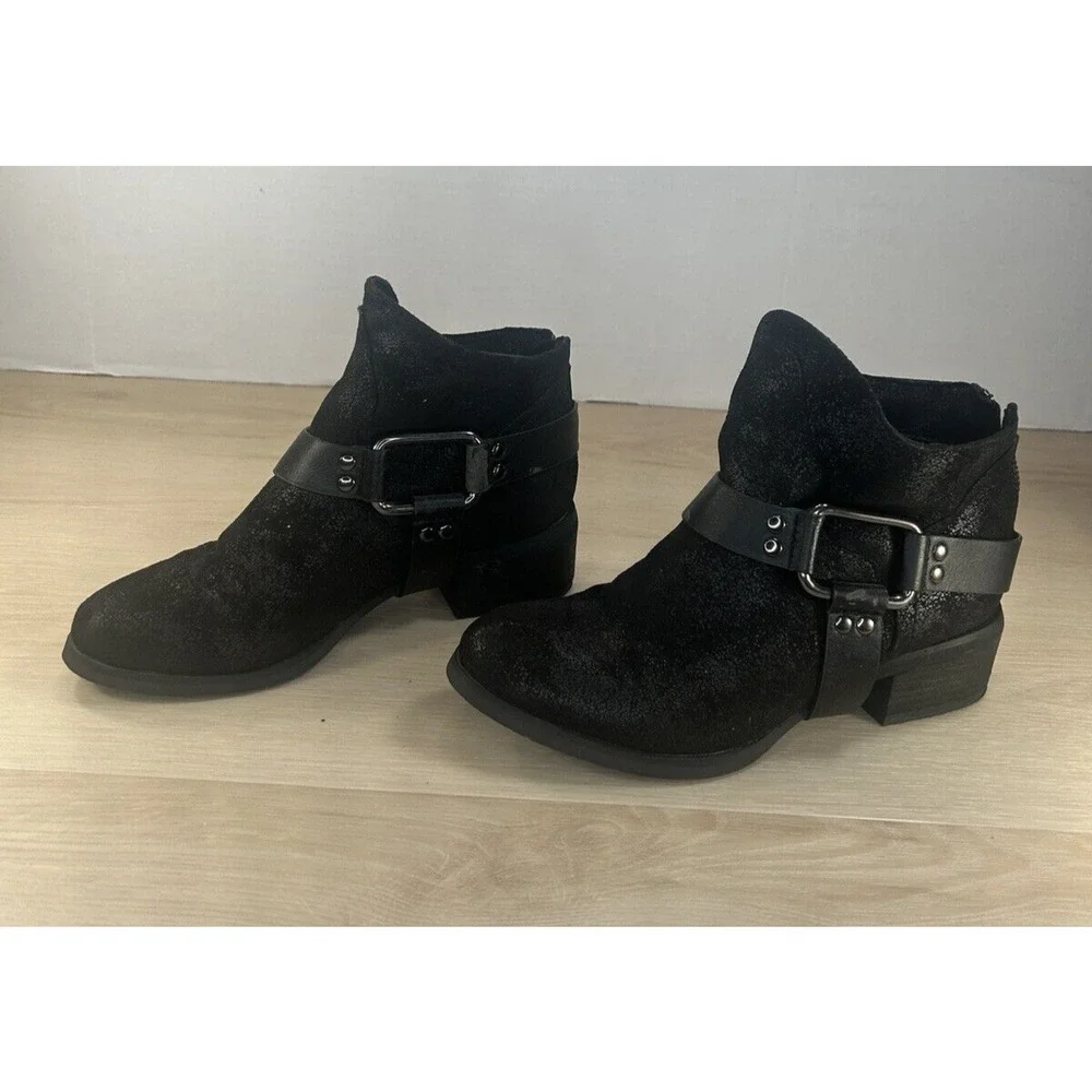 Not Rated Western Harness Women Ankle Boots Size 7 Black‎ Low Heel Cowboy Boho